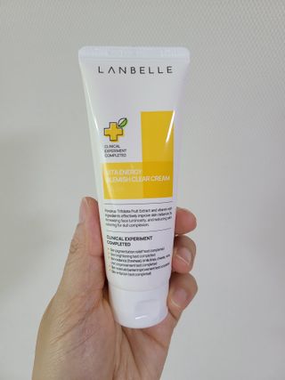 랑벨 비타 에너지 잡티 크림 75ml (피부 속 기미완화크림) — 5점을 준 리뷰어가 2022년 5월 올린 사용 사진