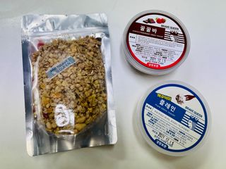 [브레이브퀸] 수제 그릭 요거트 + 그래놀라 세트 — 4.5점을 준 리뷰어가 2021년 12월 올린 사용 사진