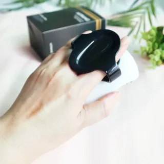 온가족 시원한샴푸 깨끗한두피 샴푸브러쉬 두피스케일링 히트팡블랙에디션 — 3점을 준 리뷰어가 2021년 8월 올린 사용 사진