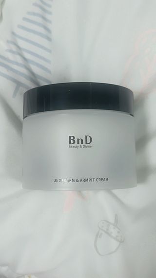 비엔디 프리용[한/영]BnD 바디 미백 겨드랑이 크림 — 5점을 준 리뷰어가 2024년 10월 올린 사용 사진