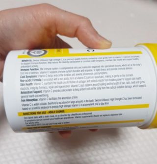 Swisse 스위스 고함량 비타민 C 1000mg — 5점을 준 리뷰어가 2021년 3월 올린 사용 사진