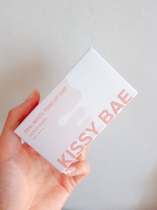 KISSY BAE 키시베이 키시베이 리얼화이트 톤업틴트 — 5점을 준 리뷰어가 2021년 8월 올린 사용 사진