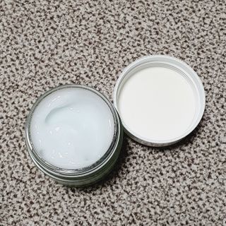 김정문알로에 큐어 큐어 알로에 리프레쉬 젤리 세럼, 큐어 알로에 하이드로 젤리 크림 — 5점을 준 리뷰어가 2021년 2월 올린 사용 사진