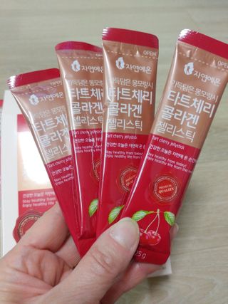 자연에온 가득담은 몽모랑시 타트체리 콜라겐 젤리스틱 — 5점을 준 리뷰어가 2020년 12월 올린 사용 사진