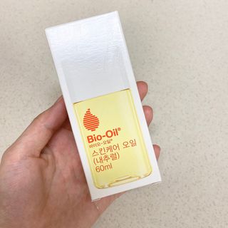 바이오오일 [바이오-오일] 스킨케어 오일 내추럴 60ml — 5점을 준 리뷰어가 2021년 10월 올린 사용 사진