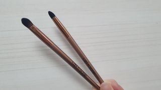툴앤썸 로즈골드 에디션 아이 메이크업 브러쉬 4종+툴앤썸 어썸 블랙 멜로우 블렌딩 스펀지 — 5점을 준 리뷰어가 2021년 2월 올린 사용 사진