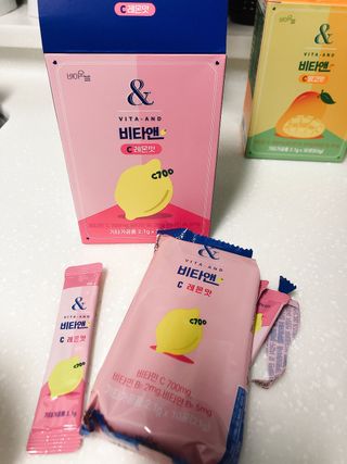 비타앤C 레몬맛, 망고맛 — 5점을 준 리뷰어가 2021년 7월 올린 사용 사진