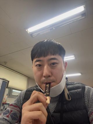 헬스업_천명진프리미엄홍삼스틱_10ml x 30포 — 5점을 준 리뷰어가 2021년 2월 올린 사용 사진