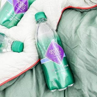 몽베스트 Montbest with Sparkling water Plain 20병 — 5점을 준 리뷰어가 2022년 9월 올린 사용 사진