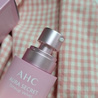 AHC 아우라 시크릿 톤업 벨벳 — 5점을 준 리뷰어가 2021년 4월 올린 사용 사진