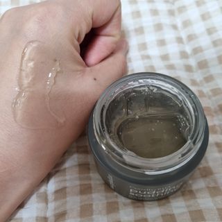 [NEW_버진팜스 푸딩수딩] 투명 푸딩젤이 선사하는 빠른 진정과 깨끗한 피부결 정돈 — 5점을 준 리뷰어가 2021년 10월 올린 사용 사진