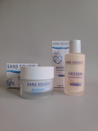 산수시 아쿠아 베네핏 24h 수부지 물광 속건조 수분크림 50ml — 5점을 준 리뷰어가 2021년 6월 올린 사용 사진