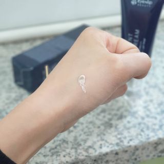 아이앤립 / EYENLIP 아이앤립 루센트 비비크림 2 Color — 5점을 준 리뷰어가 2021년 6월 올린 사용 사진
