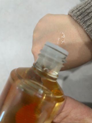 바이오오일 [바이오-오일] 스킨케어 오일 내추럴 60ml — 4.5점을 준 리뷰어가 2021년 11월 올린 사용 사진