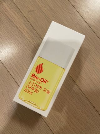 바이오오일 [바이오-오일] 스킨케어 오일 내추럴 60ml — 5점을 준 리뷰어가 2021년 10월 올린 사용 사진