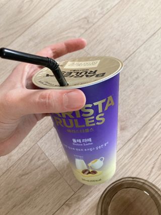 바리스타룰스 돌체 라떼 — 5점을 준 리뷰어가 2023년 4월 올린 사용 사진