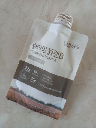 일일하우 슬리밍 플랜B 고소한 귀리맛, 진한 카카오맛 (체중조절식) — 5점을 준 리뷰어가 2023년 8월 올린 사용 사진
