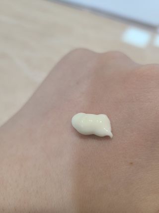 mom e 맘이 내추럴 베이비 케어 샴푸앤바스+로션 — 5점을 준 리뷰어가 2021년 1월 올린 사용 사진