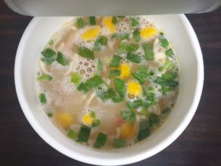 NISSIN 닛신 컵누들  4종 - 씨푸드오리지날, 씨푸드 스파이시, 씨푸드 커리, 씨푸드 XO소스 — 4점을 준 리뷰어가 2023년 1월 올린 사용 사진