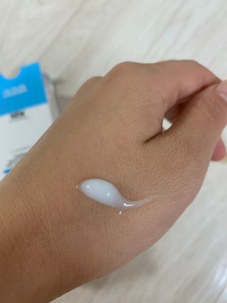 랑벨 수퍼내츄럴 아쿠아 수딩 크림 100ml — 5점을 준 리뷰어가 2022년 7월 올린 사용 사진