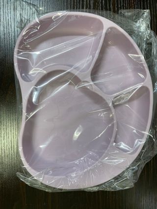 유비맘 캐릭터 실리콘 흡착 식판_색상 랜덤발송 — 5점을 준 리뷰어가 2021년 1월 올린 사용 사진