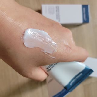 더마포레스트 마데카소사이드 리페어 크림,  모이스처라이징 아쿠아크림 — 5점을 준 리뷰어가 2021년 8월 올린 사용 사진