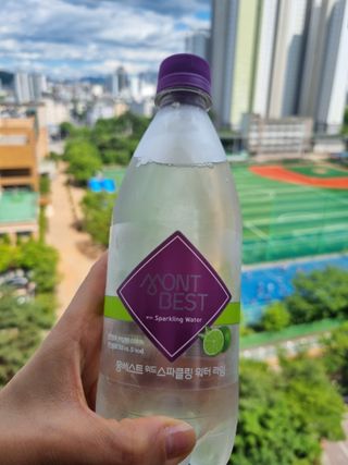 몽베스트 Montbest with Sparkling water 플레인/라임/레몬 20병(랜덤) — 5점을 준 리뷰어가 2024년 5월 올린 사용 사진