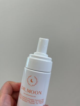 MF프리 [닥터문] 유산균 락토케어 질경초 여성청결제 200ml (폼타입) — 5점을 준 리뷰어가 2022년 6월 올린 사용 사진