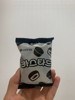 롯데제과 까망카스타드 더블초코 — 5점을 준 리뷰어가 2021년 5월 올린 사용 사진