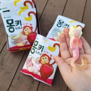 폭신 쫄깃 식감 로맨스, 몽키나나 젤리 8봉지 — 5점을 준 리뷰어가 2021년 3월 올린 사용 사진