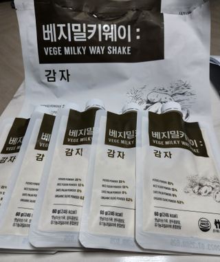 클린24시간 베지밀키웨이 감자 쉐이크 1세트 (5개) — 5점을 준 리뷰어가 2022년 12월 올린 사용 사진