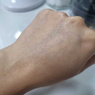 프리마인 바르기만 하면 철벽 스킨케어+24시간 마스크팩 효과. 셀라브 리제너레이팅 시스템 부스터+크림 세트 — 4.5점을 준 리뷰어가 2023년 6월 올린 사용 사진