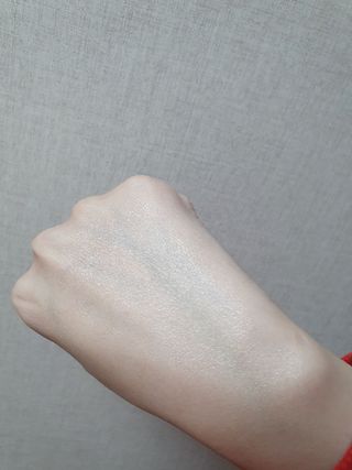 나우 [리브엠] 화해 1등 수분앰플 , 엑소코어 워터풀 텐션 앰플 — 5점을 준 리뷰어가 2024년 11월 올린 사용 사진