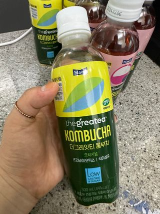 더그레잇티 콤부차 [매일유업] 더그레잇티 44kcal 콤부차 300ml *12개입 (오리지널 6개+베리리치 6개) — 5점을 준 리뷰어가 2023년 8월 올린 사용 사진