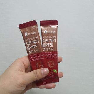 자연에온 가득담은 몽모랑시 타트체리 콜라겐 젤리스틱 — 5점을 준 리뷰어가 2021년 1월 올린 사용 사진