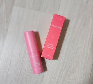 스킨큐어 산다화 카멜리아 안티 링클 멀티밤 — 4점을 준 리뷰어가 2023년 10월 올린 사용 사진