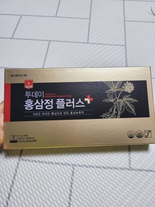 서울약사신협_투데이홍삼정플러스스틱_10g x 60포 — 5점을 준 리뷰어가 2021년 6월 올린 사용 사진