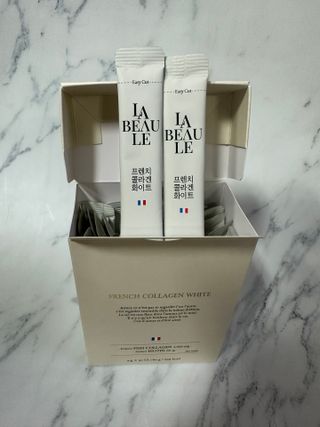 라보르 프렌치 콜라겐 화이트 — 5점을 준 리뷰어가 2022년 10월 올린 사용 사진