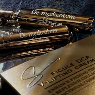 MF[더메디코템] 스피큘 DCA V리프팅 크림 — 5점을 준 리뷰어가 2024년 4월 올린 사용 사진