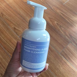 약손명가코스메틱 에오스보떼 브라이트닝 버블 폼 클렌징 300ml — 5점을 준 리뷰어가 2021년 12월 올린 사용 사진