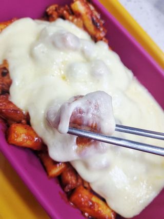 *구매평/프레시지 최현석 셰프의 닭갈비 떡볶이 (냉동) — 4.5점을 준 리뷰어가 2025년 9월 올린 사용 사진