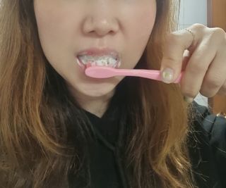 프리마인 유해균 뿐만 아니라 유익균까지 씻어내는 치약은 그만, 건강한 구강환경을 만드는 덴탈엔오 — 5점을 준 리뷰어가 2023년 3월 올린 사용 사진
