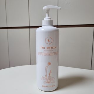 프리[닥터문] 유산균 락토케어 질경초 여성청결제 1000ml (젤타입) — 5점을 준 리뷰어가 2022년 6월 올린 사용 사진