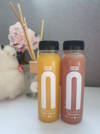 BLENDY'S 핑크 스무디+블론디 스무디 — 4점을 준 리뷰어가 2021년 11월 올린 사용 사진
