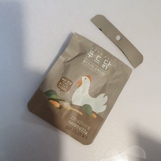 도그퓨어 푸드닭 강아지 닭고기 통살 애견간식 오리지널/차전자피/초록입홍합 — 5점을 준 리뷰어가 2021년 11월 올린 사용 사진