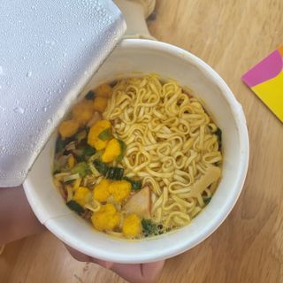 NISSIN 닛신 컵누들  4종 - 씨푸드오리지날, 씨푸드 스파이시, 씨푸드 커리, 씨푸드 XO소스 — 5점을 준 리뷰어가 2023년 1월 올린 사용 사진