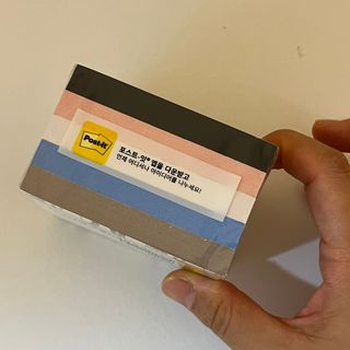 [3M] 포스트잇 점착메모지 강한점착용 노트654 심플리서린 5패드 430매 — 5점을 준 리뷰어가 2024년 9월 올린 사용 사진
