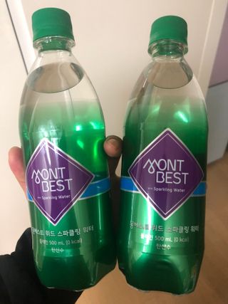 몽베스트 Montbest with Sparkling water Plain 20병 — 5점을 준 리뷰어가 2022년 8월 올린 사용 사진