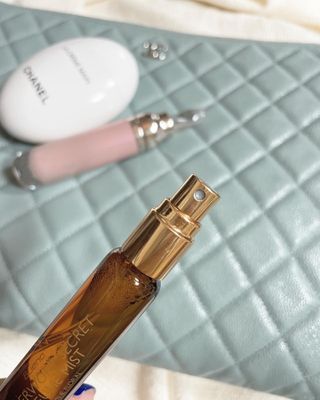 브에노 마더워트 시크릿 퍼퓸 미스트 — 4점을 준 리뷰어가 2021년 6월 올린 사용 사진