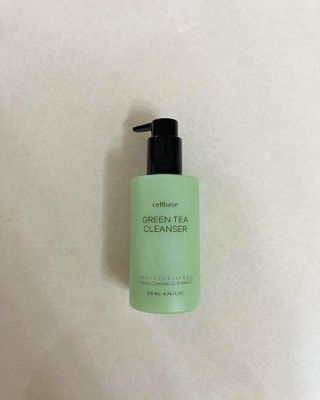 프리마인 메이크업과 들뜨는 각질까지 한방에 깐달걀로! 순하기까지한 셀베이스 그린티클렌저(200ml) — 5점을 준 리뷰어가 2023년 1월 올린 사용 사진